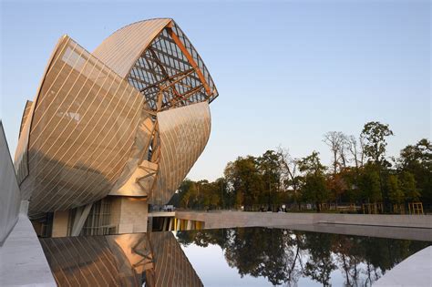 louis vuitton foundation wikipedia